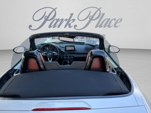 Used 2023 MAZDA MX-5 Miata Grand Touring RWD image 21