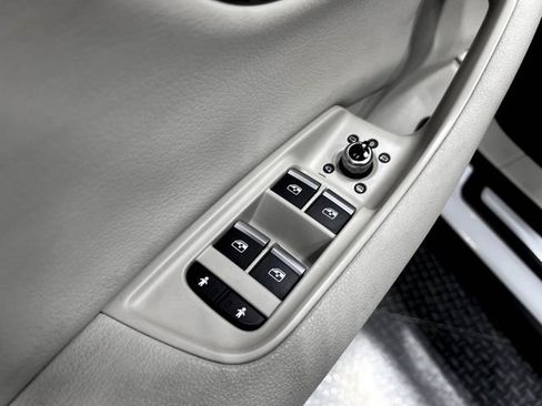 Used 2018 Audi Q7 3.0T Premium Plus image 16