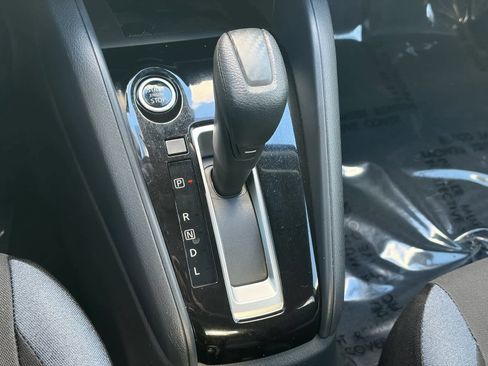 New 2025 Nissan Versa SV image 24