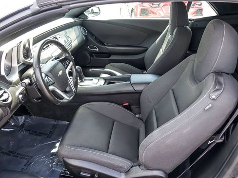 Used 2015 Chevrolet Camaro LT RWD image 10