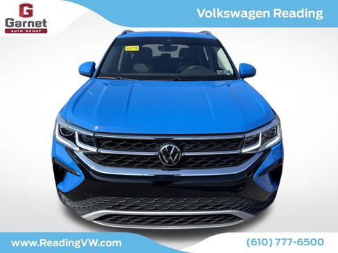 Certified 2023 Volkswagen Taos SEL image 8