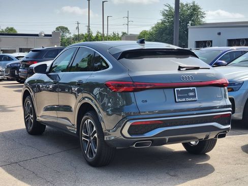 Certified 2025 Audi Q5 Premium Plus w/ Premium Plus AWD/4WD image 8