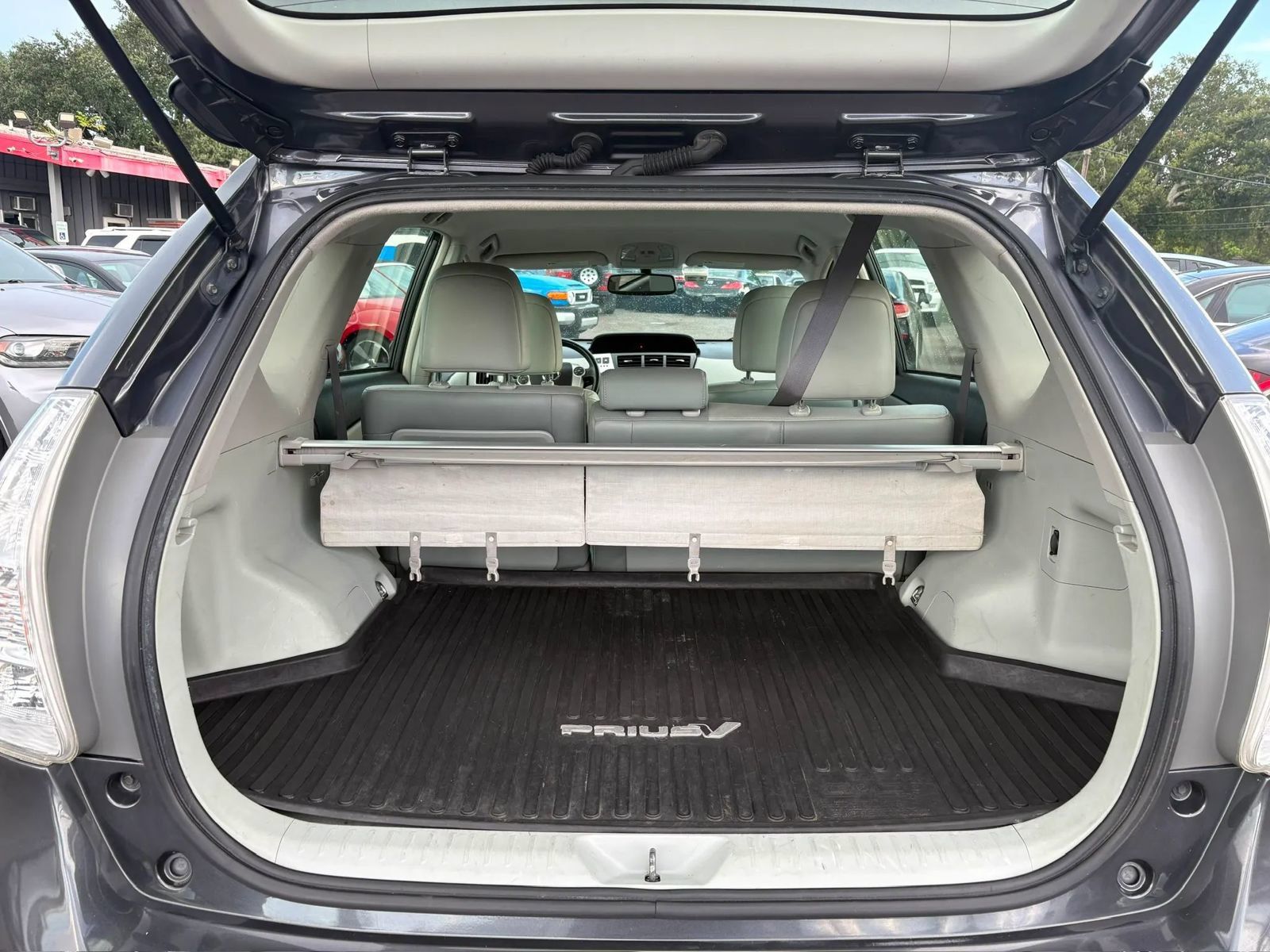 Used 2013 Toyota Prius V Five FWD image 12