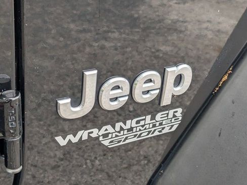 Used 2020 Jeep Wrangler Unlimited Sport image 19