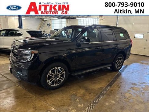 Used 2025 Ford Expedition Active image 1