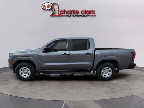 Used 2022 Nissan Frontier S w/ Technology Package RWD image 3