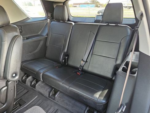 Used 2020 Chevrolet Traverse Premier image 19