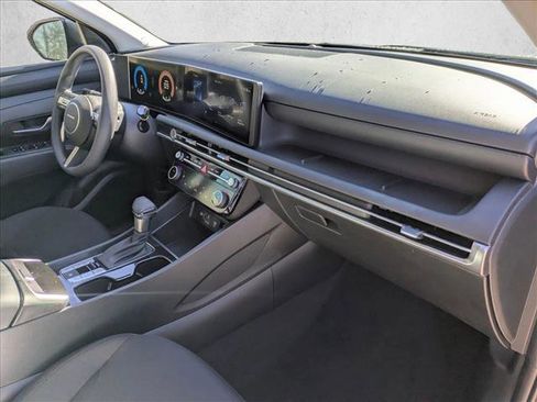 New 2026 Hyundai Tucson SEL image 22