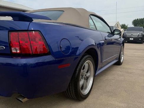 Used 2002 Ford Mustang GT RWD image 7
