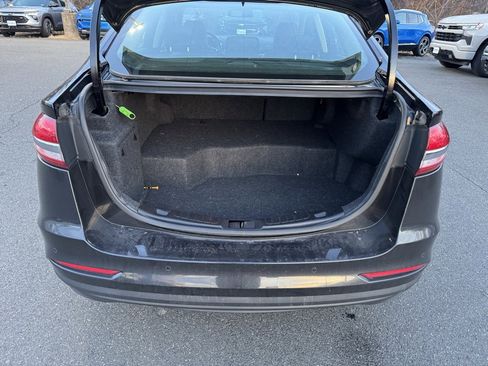 Used 2020 Ford Fusion Titanium image 13