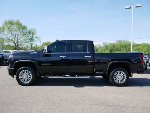 Used 2021 Chevrolet Silverado 2500 High Country w/ Z71 Off-Road Package AWD/4WD image 6