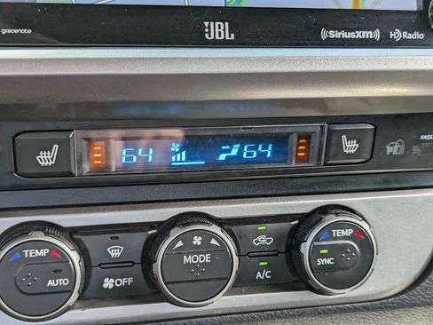 Used 2022 Toyota Tacoma Limited image 25