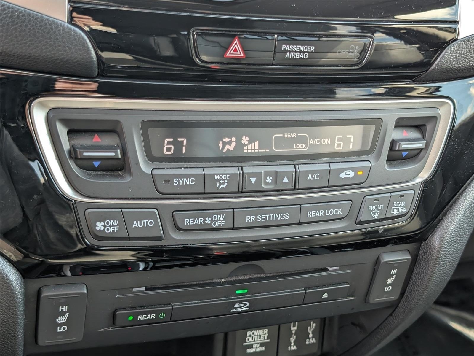 Used 2017 Honda Pilot Touring image 33