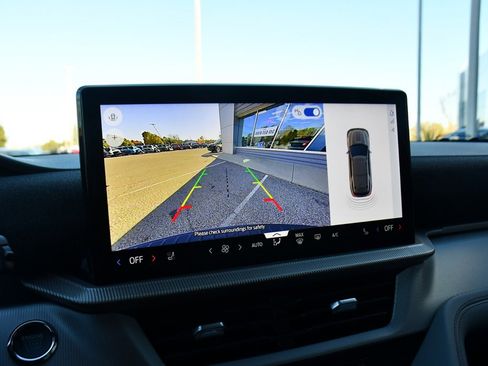 Used 2026 Ford Explorer Active w/ Active Comfort Package image 28