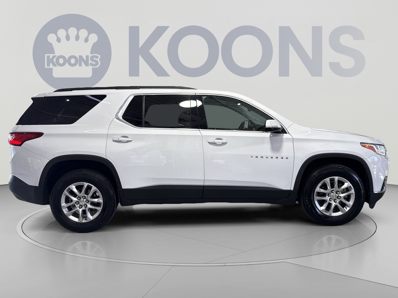 Used 2020 Chevrolet Traverse LT FWD image 12