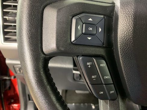 Used 2019 Ford F150 XLT w/ Equipment Group 302A Luxury AWD/4WD image 18