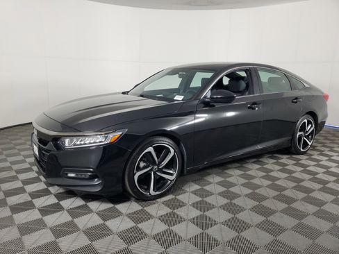 Used 2020 Honda Accord Sport image 8