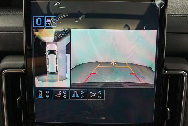 New 2026 GMC Yukon Denali w/ Sun & Power Step Package AWD/4WD image 22