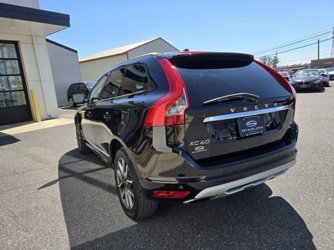 Used 2017 Volvo XC60 T6 Dynamic w/ Preferred Option Package image 7