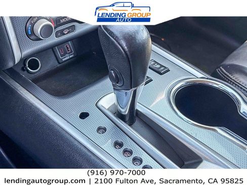 Used 2019 Nissan Pathfinder SL FWD image 18