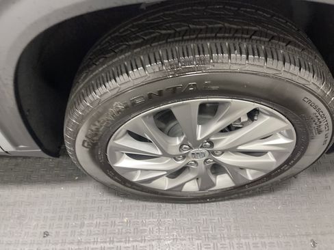 Used 2026 Buick Enclave Preferred w/ Super Cruise Package image 27