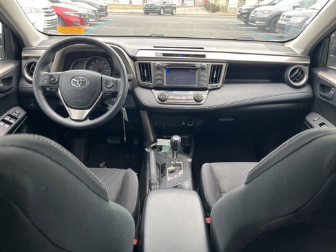 Used 2013 Toyota RAV4 XLE image 24