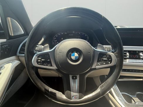 Used 2020 BMW X7 M50i AWD/4WD image 17