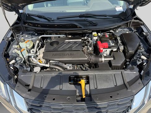 Used 2023 Nissan Rogue SL w/ SL Premium Package image 38