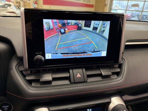 Used 2023 Toyota RAV4 SE w/ Weather & Moonroof Package image 40