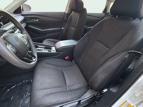 Used 2023 Honda Accord LX image 13