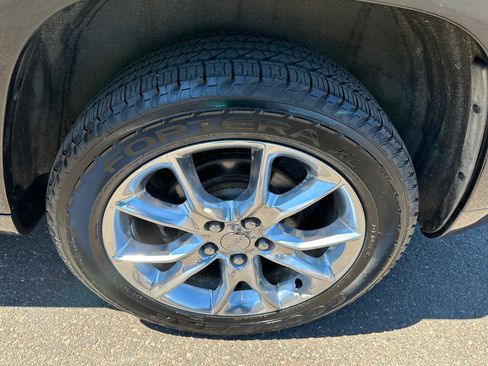 Used 2014 Jeep Grand Cherokee Summit AWD/4WD image 40