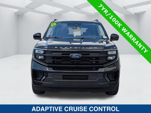 Certified 2025 Ford Expedition Max Active RWD image 9