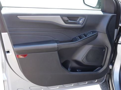Used 2023 Ford Escape Active AWD/4WD image 13