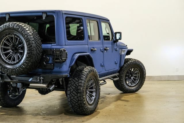 Used 2025 Jeep Wrangler Unlimited Rubicon w/ Safety Group AWD/4WD image 40