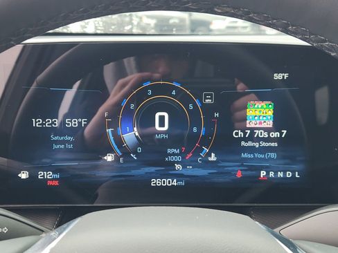 Used 2025 Chevrolet Equinox LT w/ Convenience Package II FWD image 16