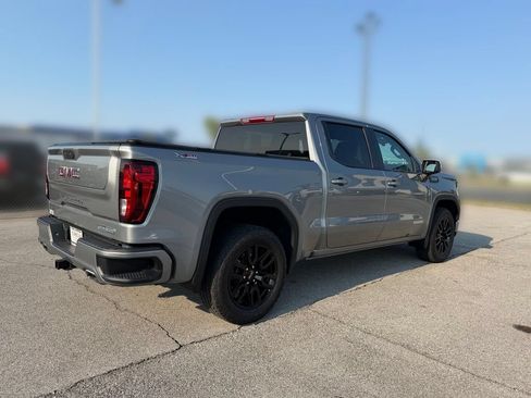 Used 2024 GMC Sierra 1500 Elevation w/ X31 Off-Road Package AWD/4WD image 11