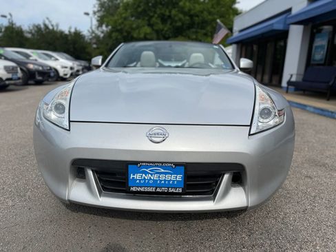 Used 2010 Nissan 370Z Touring w/ Sport Pkg RWD image 59