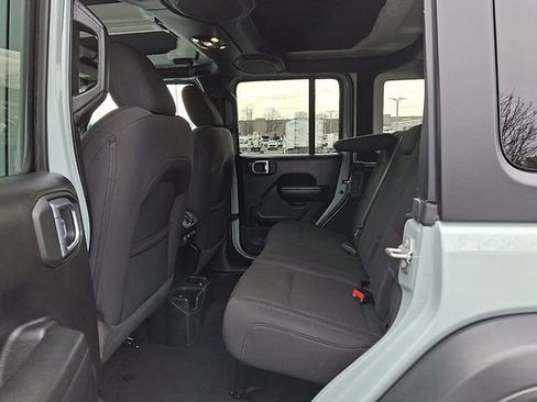 Used 2023 Jeep Wrangler Sport image 11