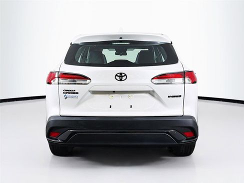 Used 2024 Toyota Corolla Cross AWD Hybrid image 6