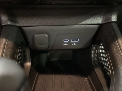 Used 2026 Chevrolet TrailBlazer LT w/ LT Cold Weather Package FWD image 31
