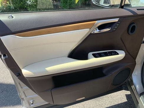 Used 2017 Lexus RX 350 FWD w/ Premium Package image 17