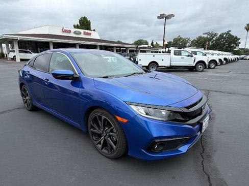 Used 2020 Honda Civic Sport image 2