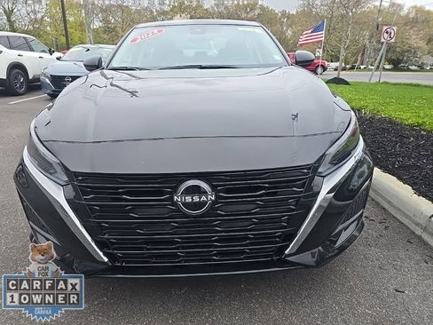 Used 2025 Nissan Altima 2.5 S image 3