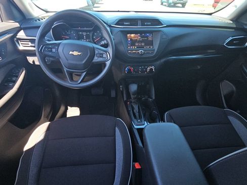 Used 2023 Chevrolet TrailBlazer LT AWD/4WD image 8