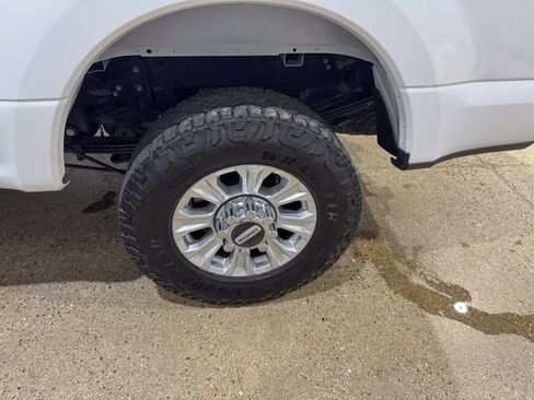 Used 2022 Ford F350 XLT w/ XLT Value Package AWD/4WD image 31