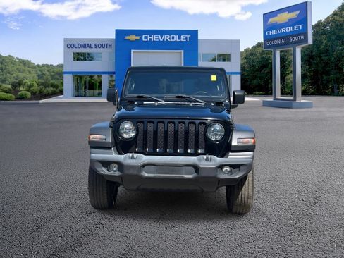 Used 2019 Jeep Wrangler Sport AWD/4WD image 10