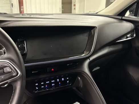 Used 2023 Buick Envision Preferred image 8