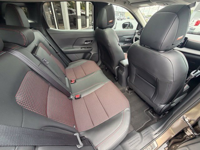 Used 2026 Nissan Kicks SR w/ SR Premium Package AWD/4WD image 22