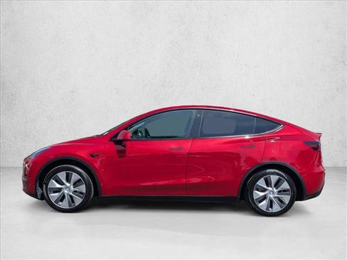 Used 2021 Tesla Model Y Long Range AWD/4WD image 9