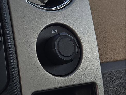 Used 2014 Ford F150 XLT w/ Equipment Group 301A Mid image 15